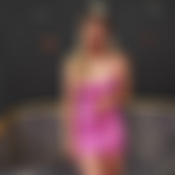 Valeria Fuentes(AllOver30.com 2023)