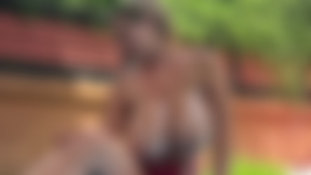 Holly Garner - Pink Pool Holiday 2 2024-12-24 4K.mp4