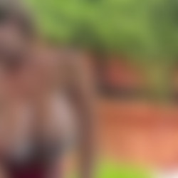 Holly Garner - Pink Pool Holiday 2 2024-12-24 4K.mp4